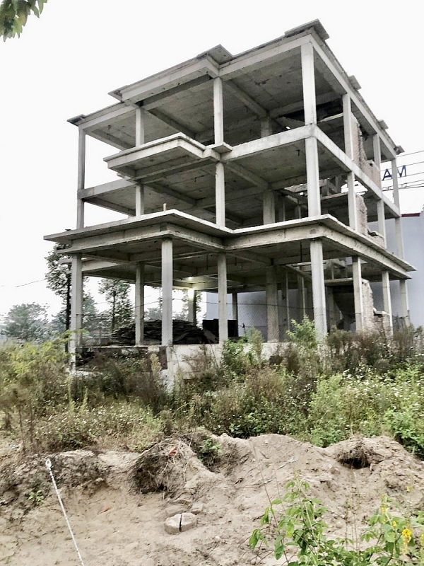 Biệt Thự Thanh Hà Đang xây dở bị tạm ngưng chờ giấy phép xây dựng